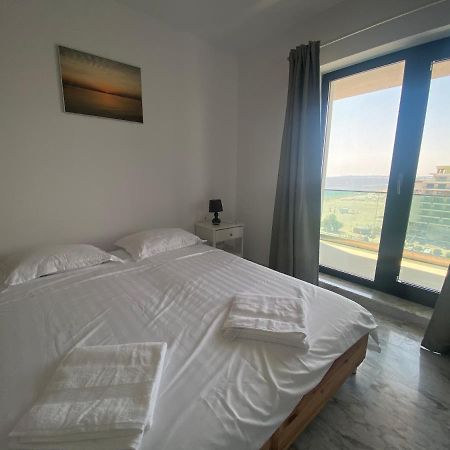 شقة Apartament Direct La Plaja 4 Persoane Mamaia Nord Sky Sea View Năvodari المظهر الخارجي الصورة