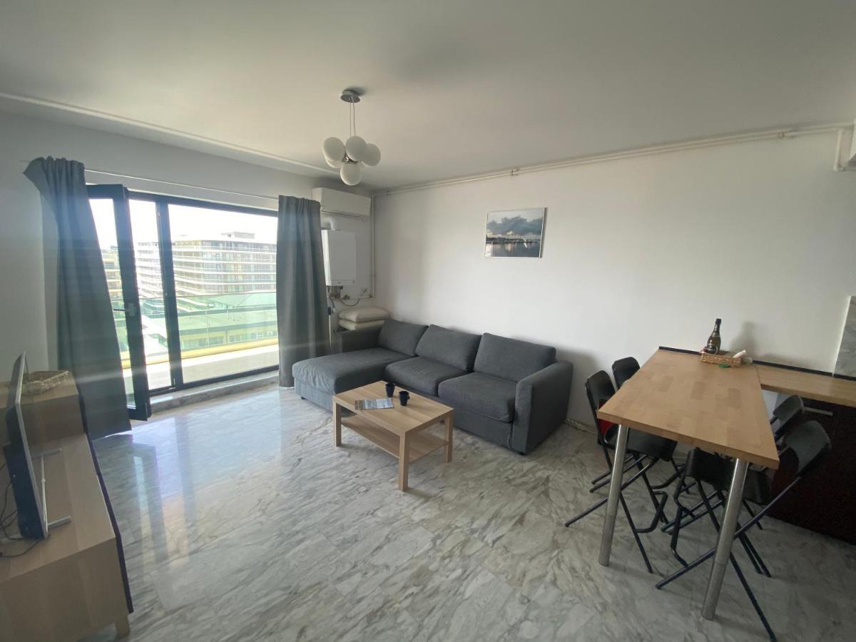 شقة Apartament Direct La Plaja 4 Persoane Mamaia Nord Sky Sea View Năvodari المظهر الخارجي الصورة