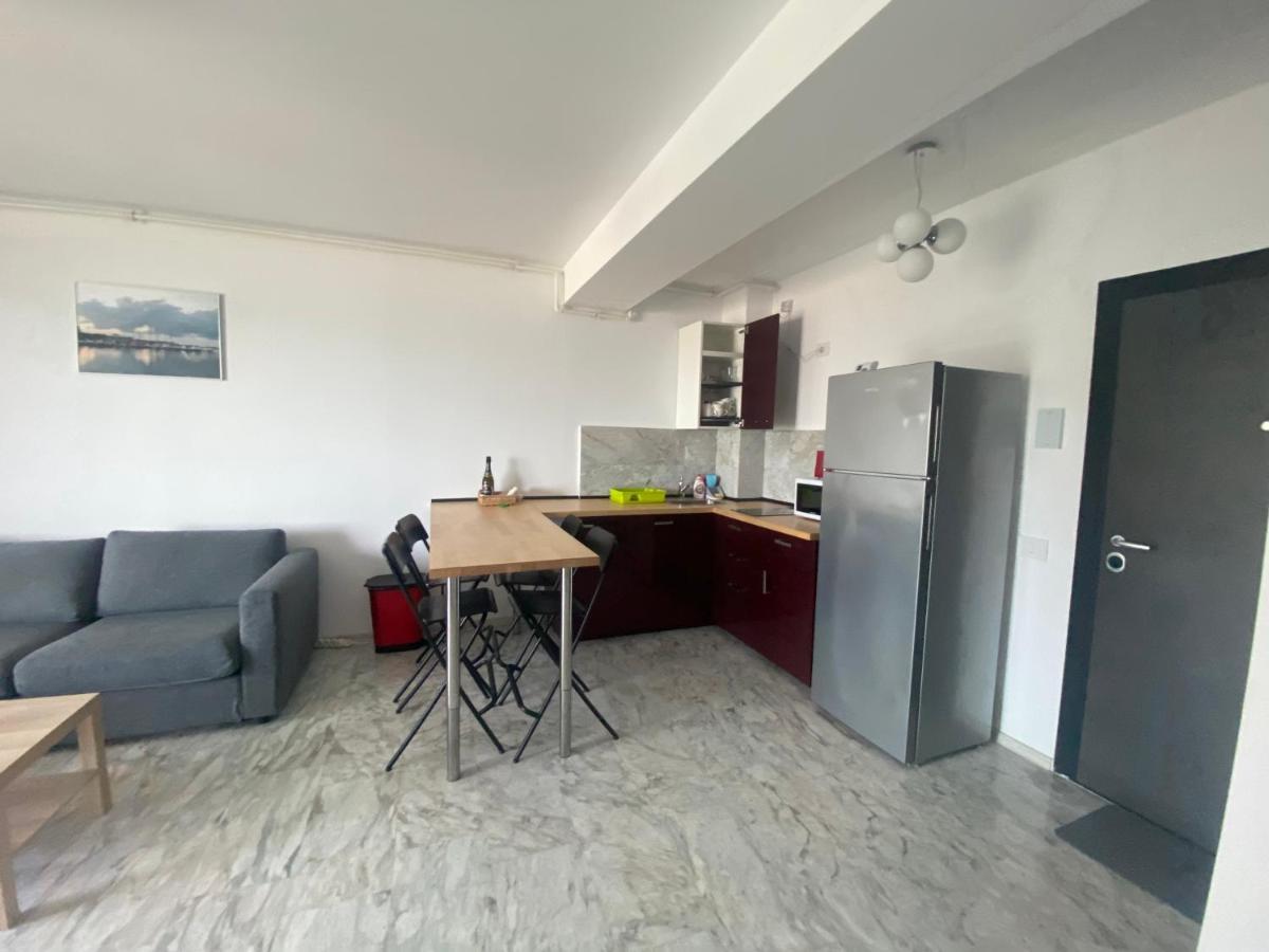 شقة Apartament Direct La Plaja 4 Persoane Mamaia Nord Sky Sea View Năvodari المظهر الخارجي الصورة